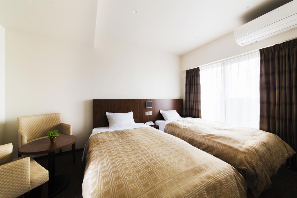 โรงแรม โรงแรมเฟิสต์